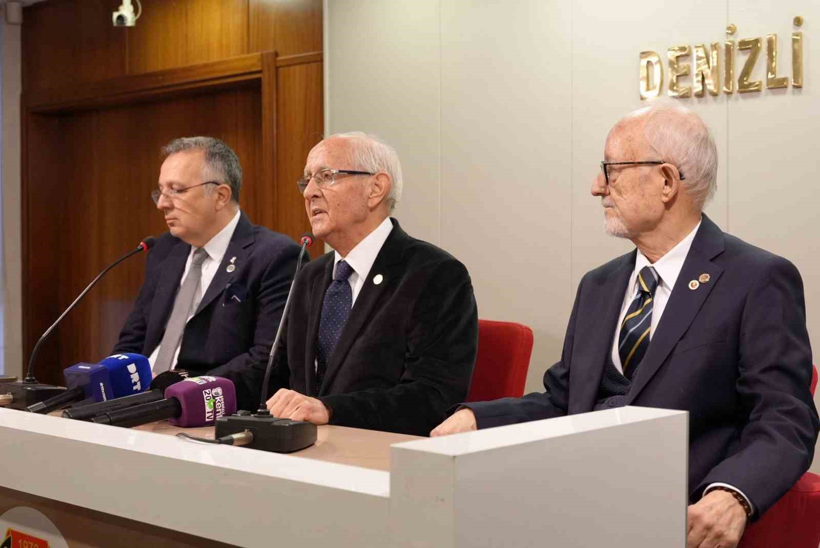 Denizli Lisesinin eski öğrencileri 154 yıllık okul için seferberlik başlattı
