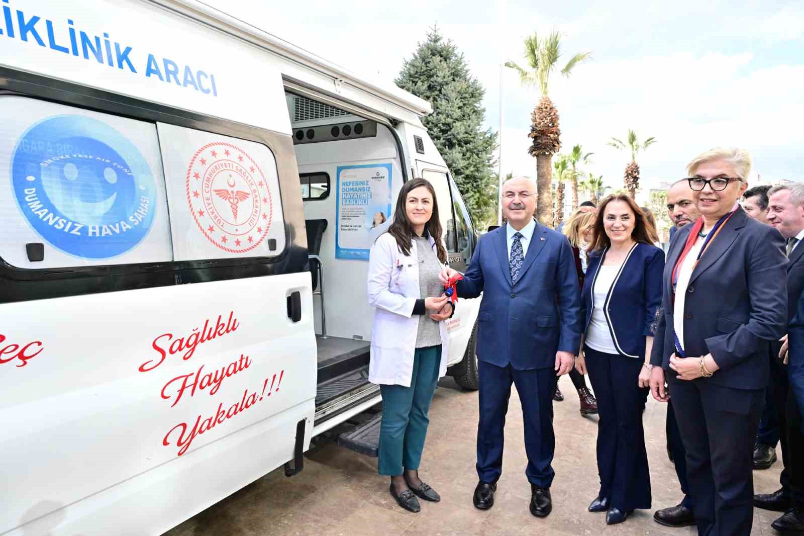 Denizli mobil araç sigarayla mücadeleye başladı
