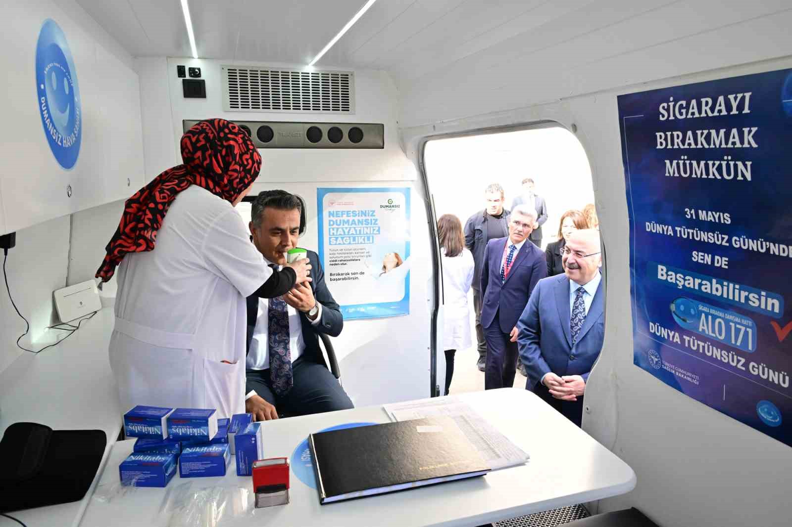 Denizli mobil araç sigarayla mücadeleye başladı
