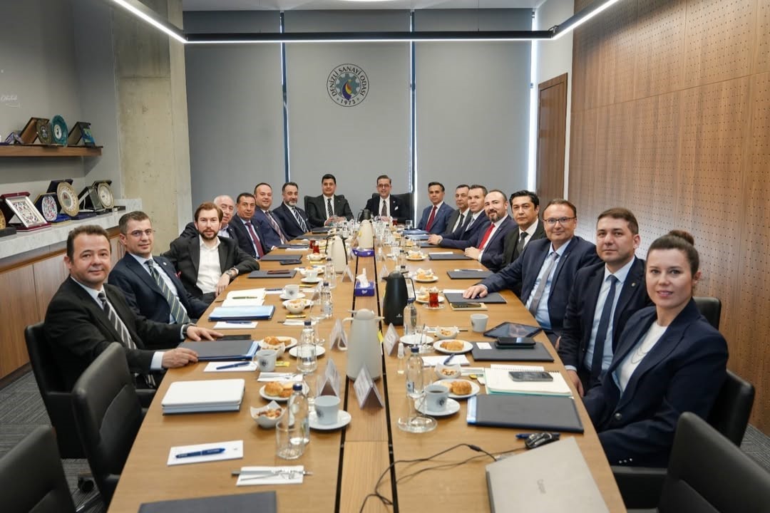 Denizli Model Fabrika etrafında bölgesel sanayi iş birliği genişliyor
Denizli Model Fabrika etrafında bölgesel sanayi iş birliği genişliyor