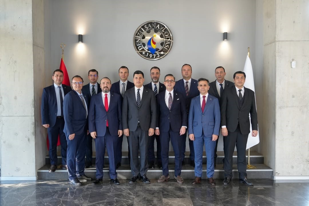 Denizli Model Fabrika etrafında bölgesel sanayi iş birliği genişliyor
Denizli Model Fabrika etrafında bölgesel sanayi iş birliği genişliyor