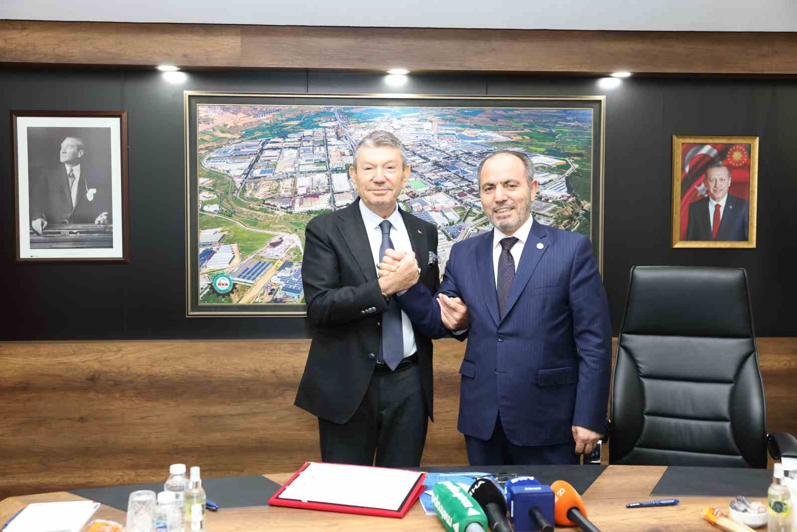 Denizli OSB Vakfından PAÜ İnme Merkezime tomografi cihazı bağışı
