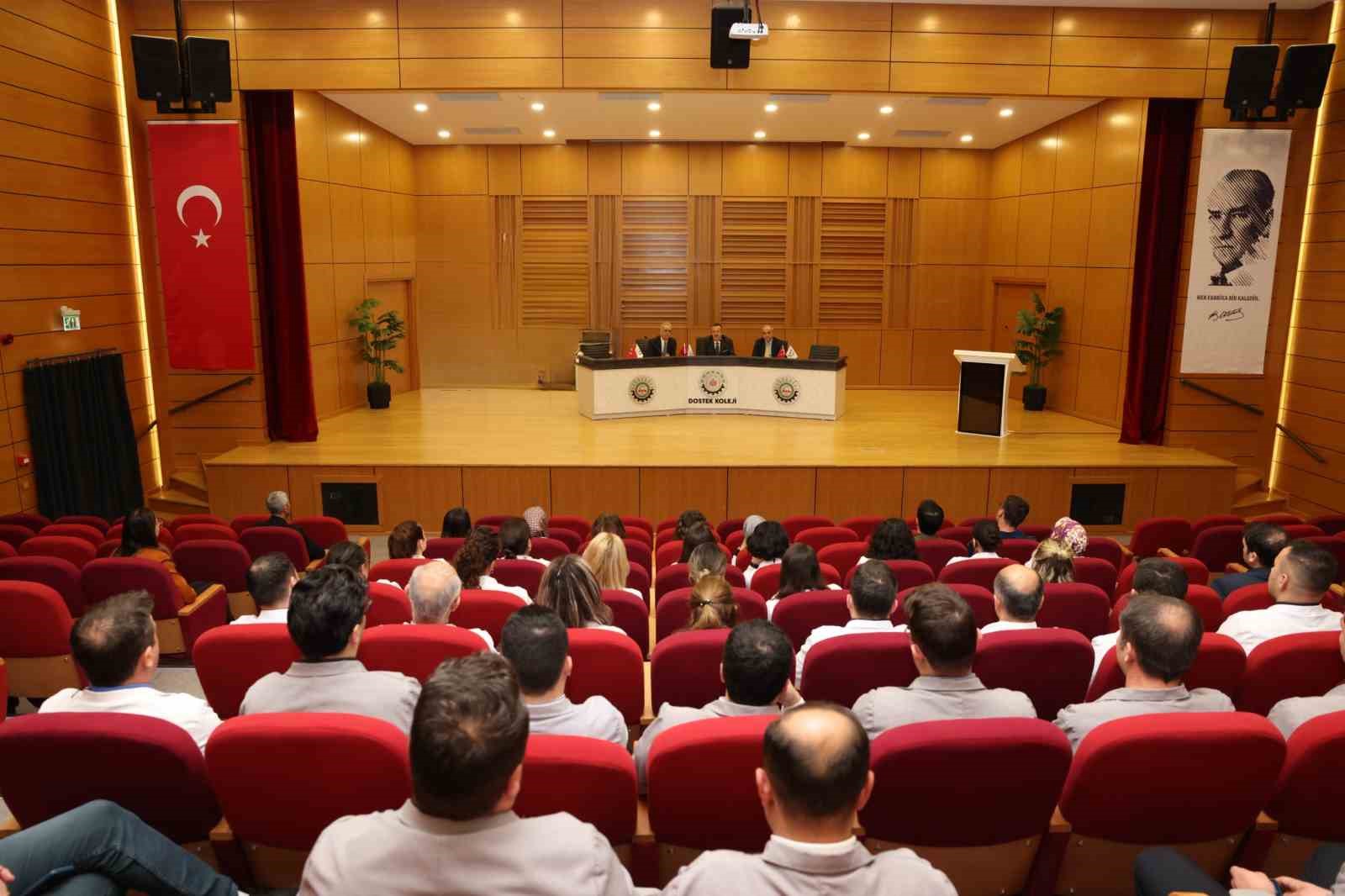 Denizli OSB yönetiminden DOSTEK Kolejine ‘güvenli eğitim’ ziyareti
