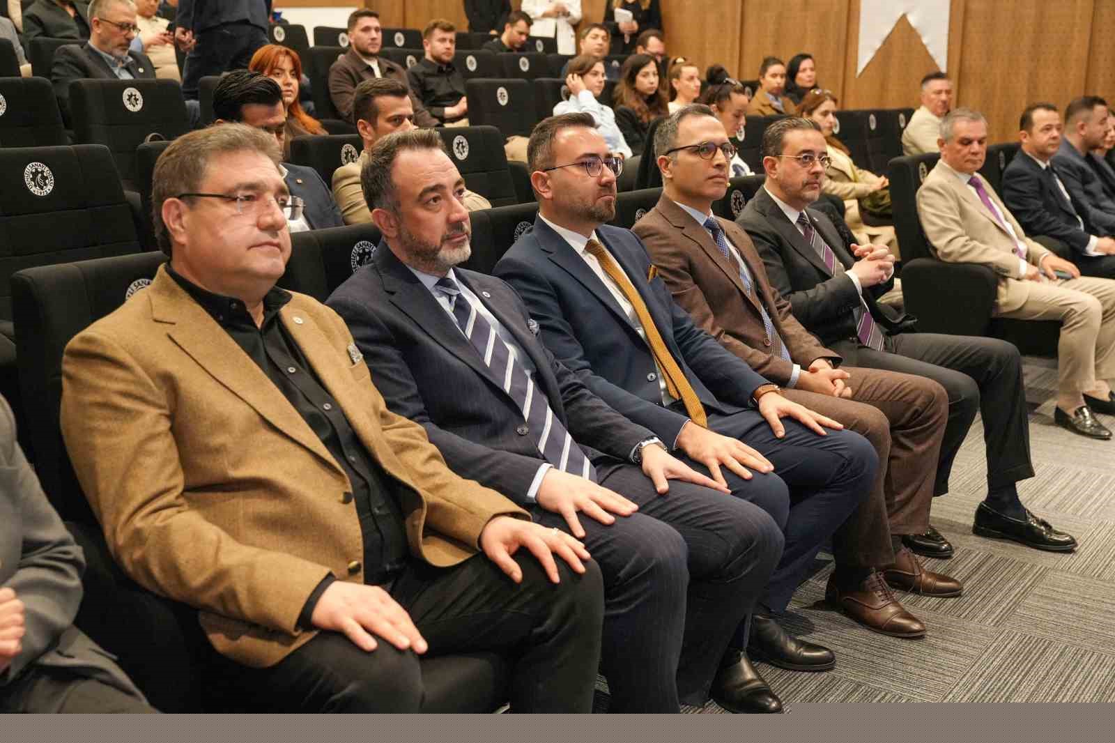 Denizli sanayisinin ikiz dönüşümünde güçlü iş birliği
Denizli sanayisinin ikiz dönüşümünde güçlü iş birliği
