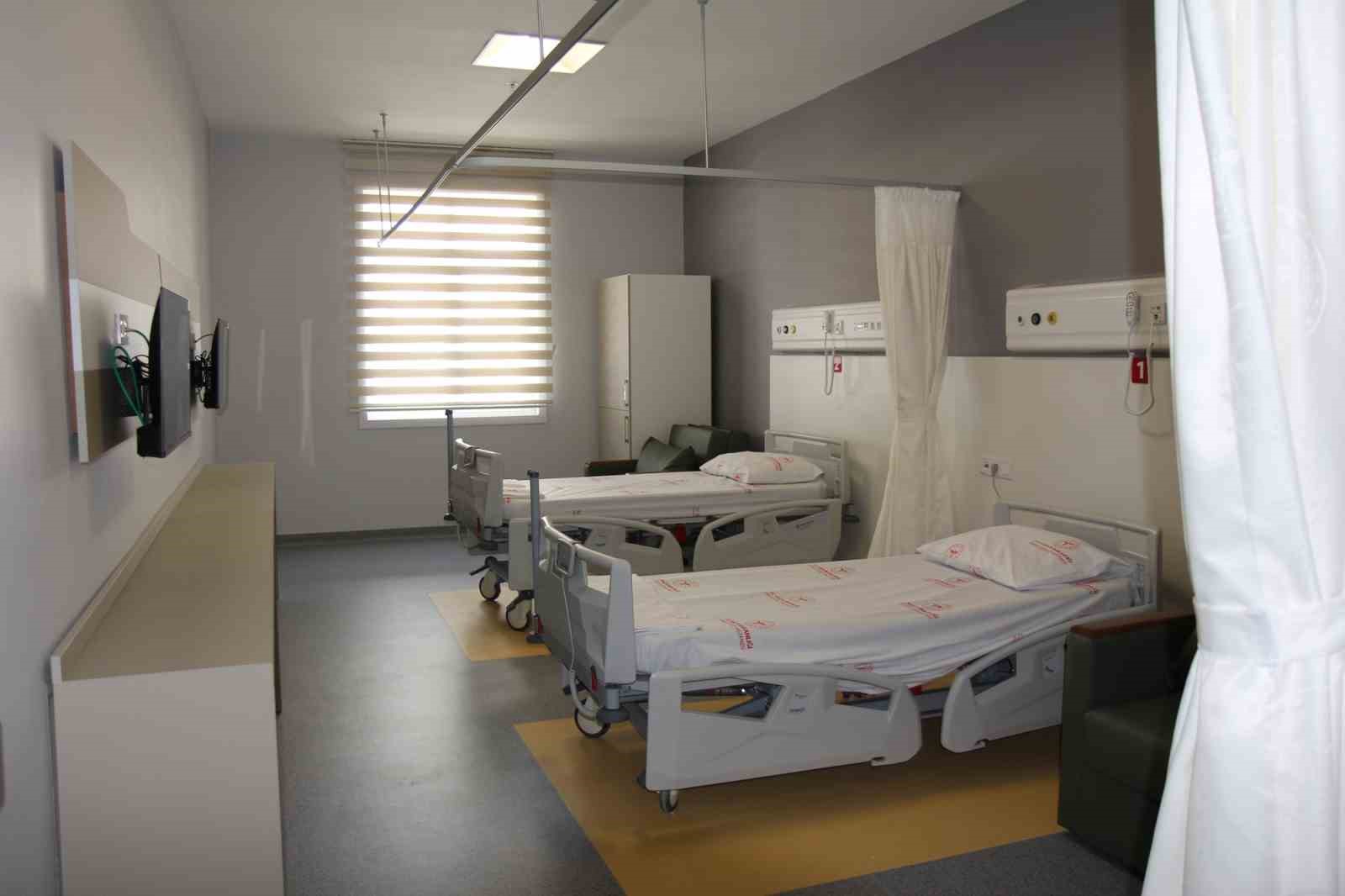 Denizli şehir hastanesi tamamlandığında yatak sayısında Türkiye ortalamasının üzerine çıkacak
Denizli şehir hastanesi tamamlandığında yatak sayısında Türkiye ortalamasının üzerine çıkacak