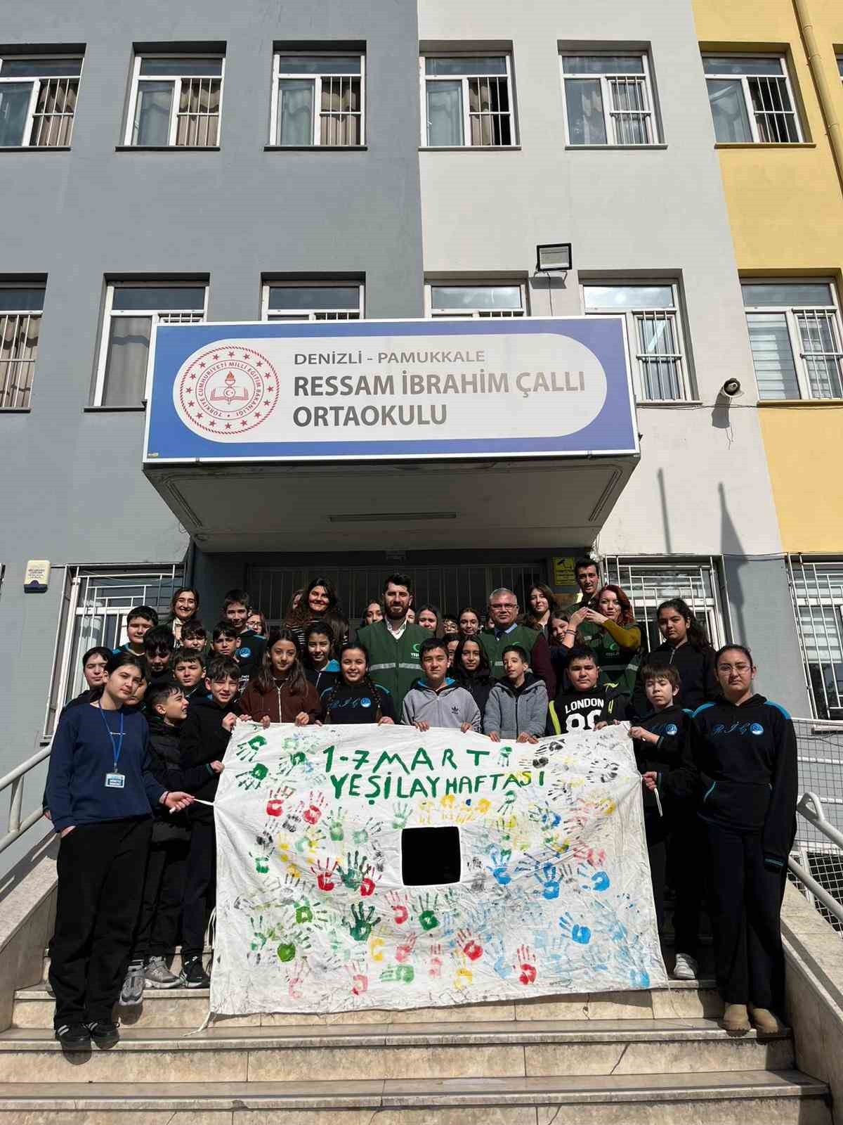 Denizli Yeşilay Haftası’nda yeşile büründü
