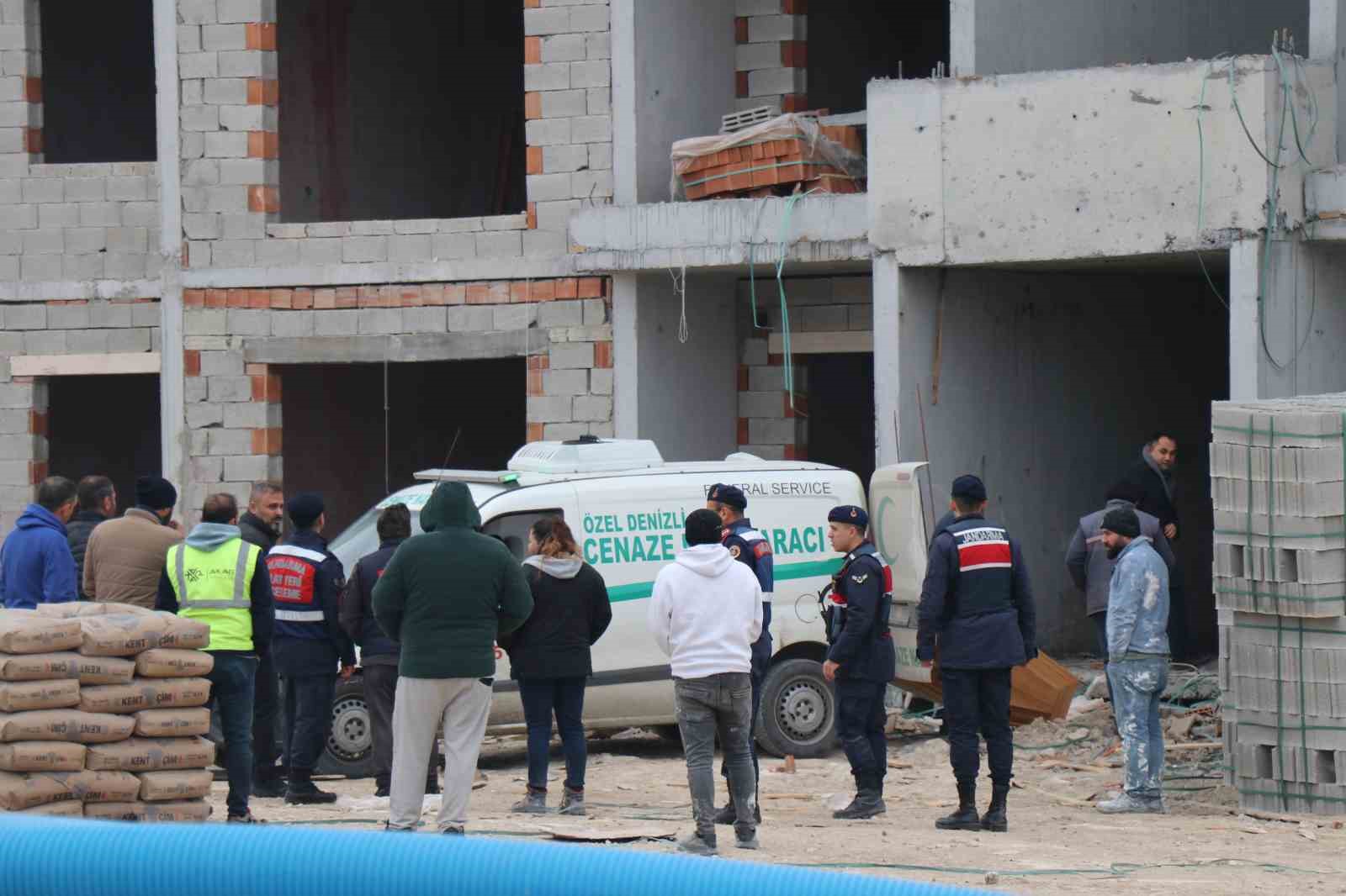 Denizli’de 5. kattan asansör boşluğuna düşen işçi hayatını kaybetti
