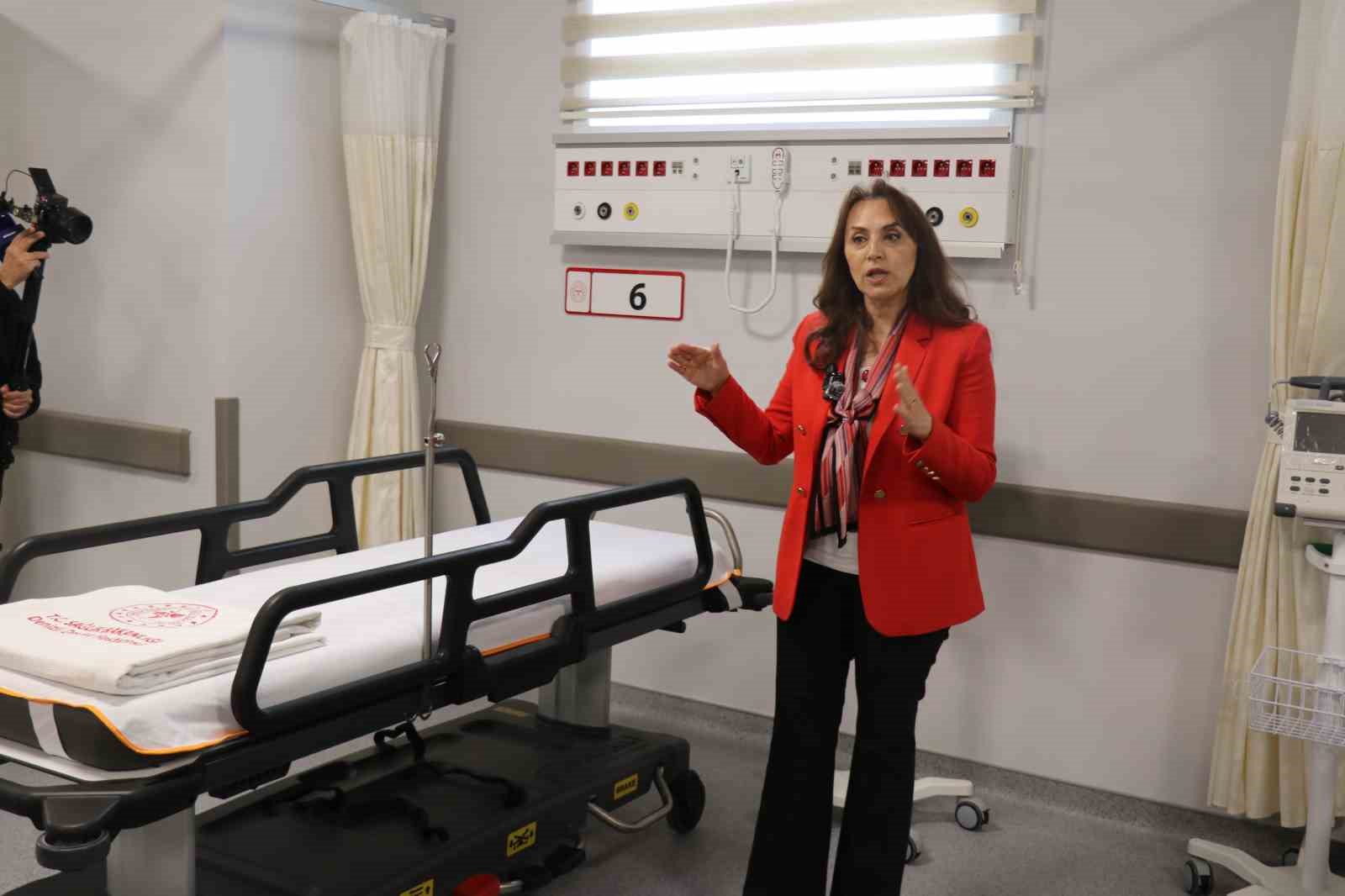 Denizli’de 500 yataklı Acil Durum Hastanesi hizmete girdi
