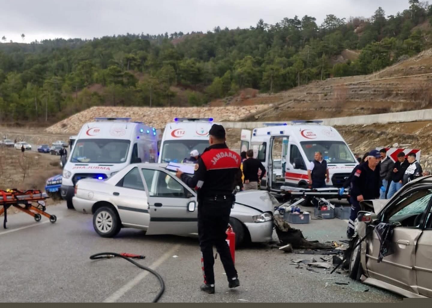 Denizli’de iki ayrı trafik kazasında 8 kişi yaralandı
