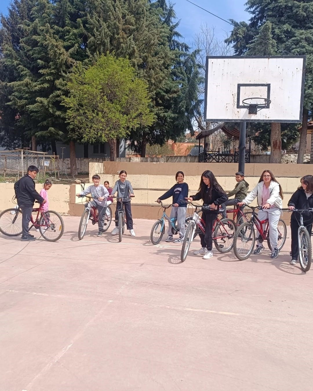 Denizli’de köy okullarında pedallar yeniden dönüyor
