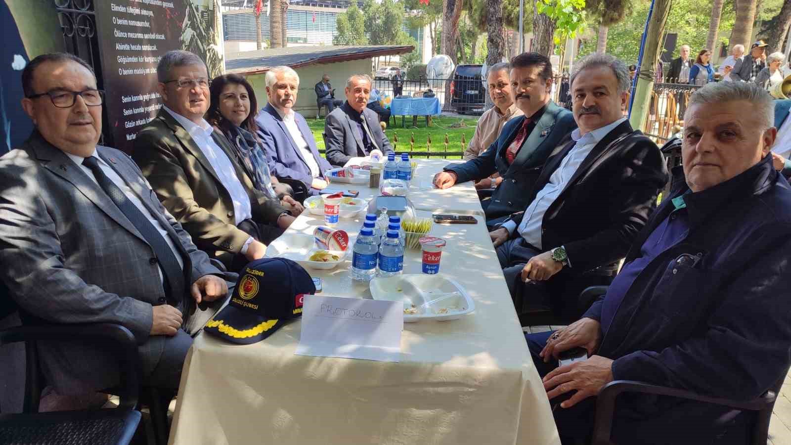 Denizli’de şehit ve gaziler için 2 bin kişilik hayır
