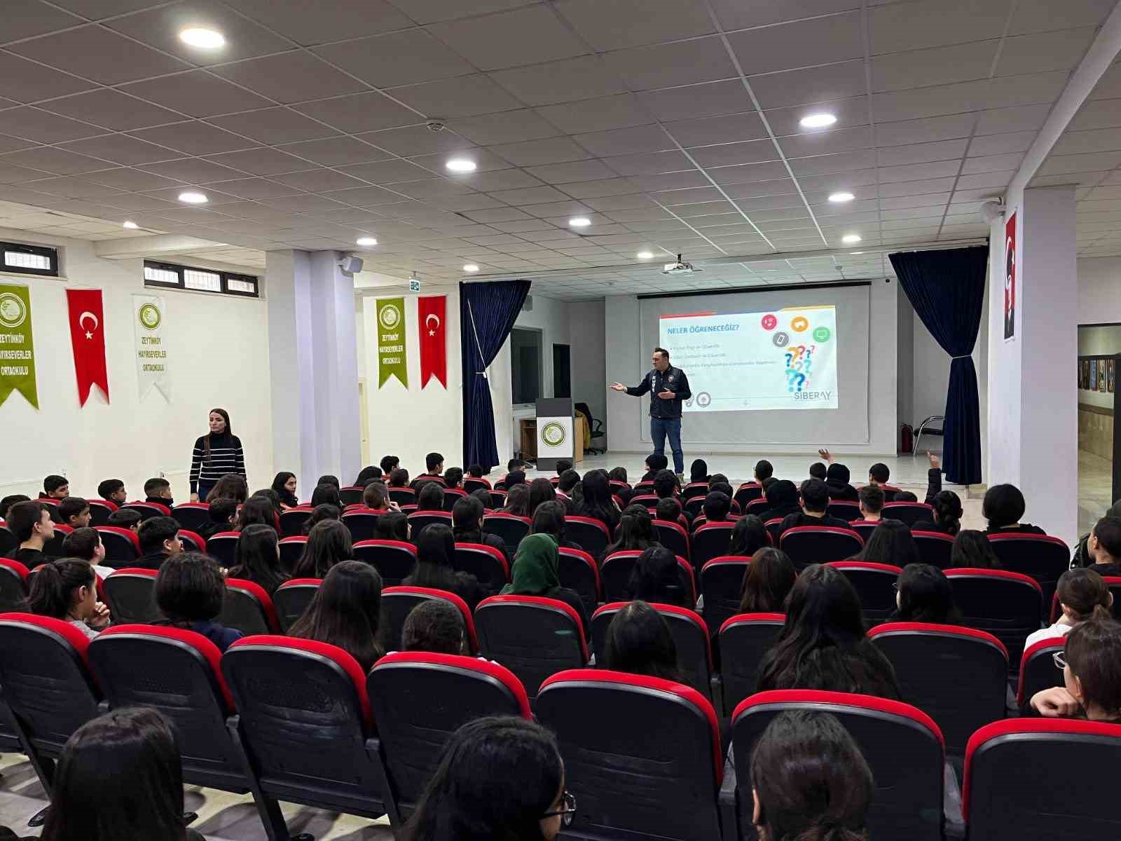 Denizli’de SİBERAY Farkındalık Programı ile 785 kişiye siber güvenlik eğitimi verildi
