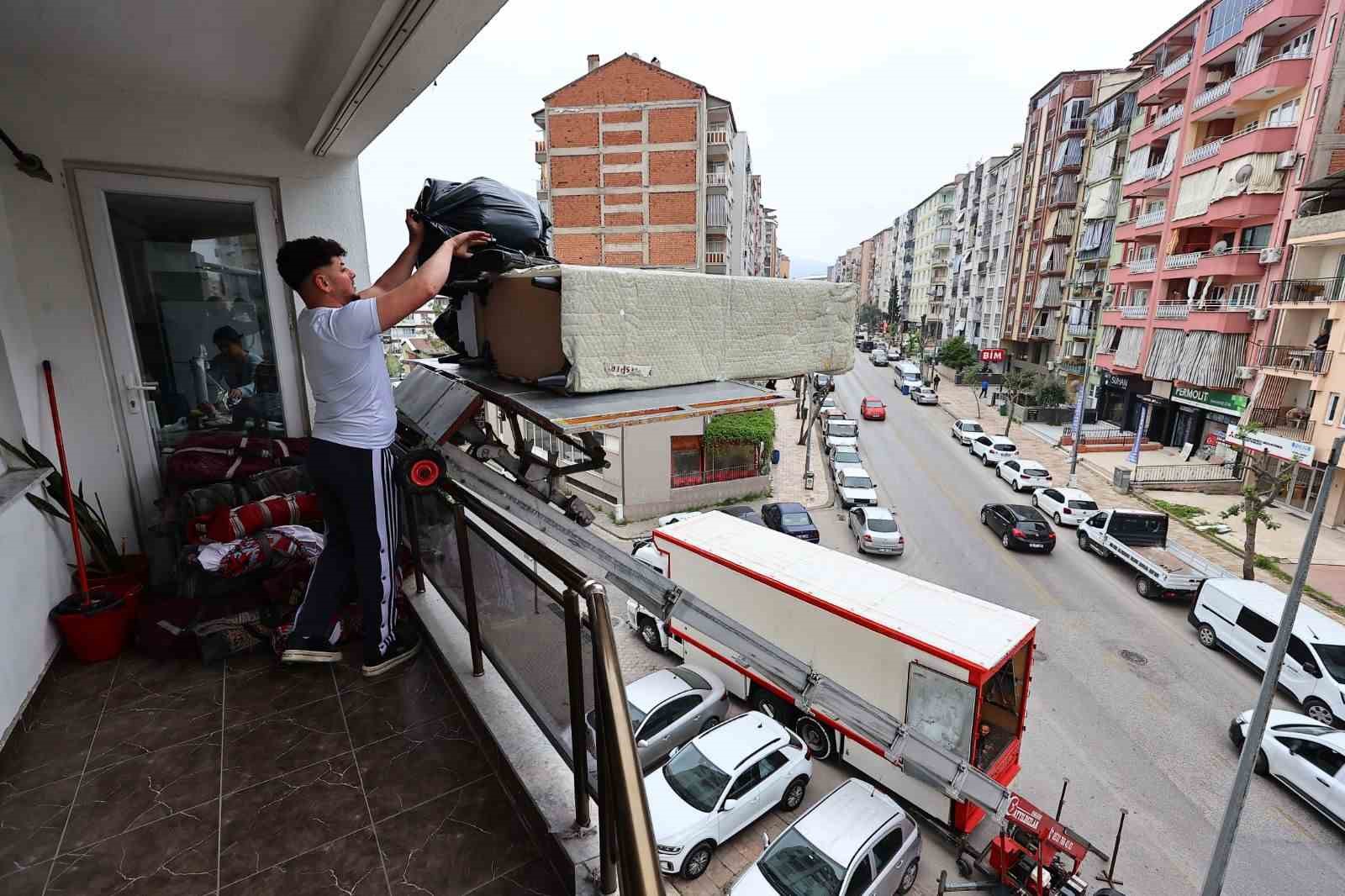 Denizli’de taşınan ailelere verilen destek 1,77 milyon TL’ye ulaştı
