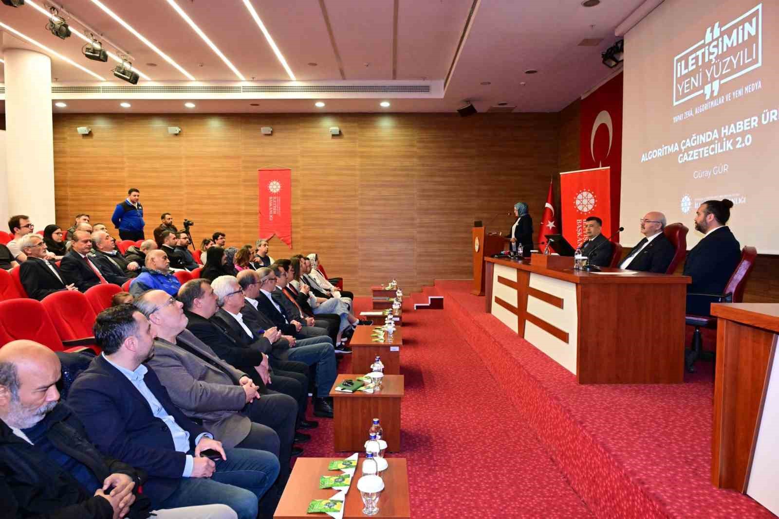 Denizlili basın mensuplarına "Sosyal Medyada Etkili İçerik Üretimi" eğitimi verildi
Denizlili basın mensuplarına "Sosyal Medyada Etkili İçerik Üretimi" eğitimi verildi