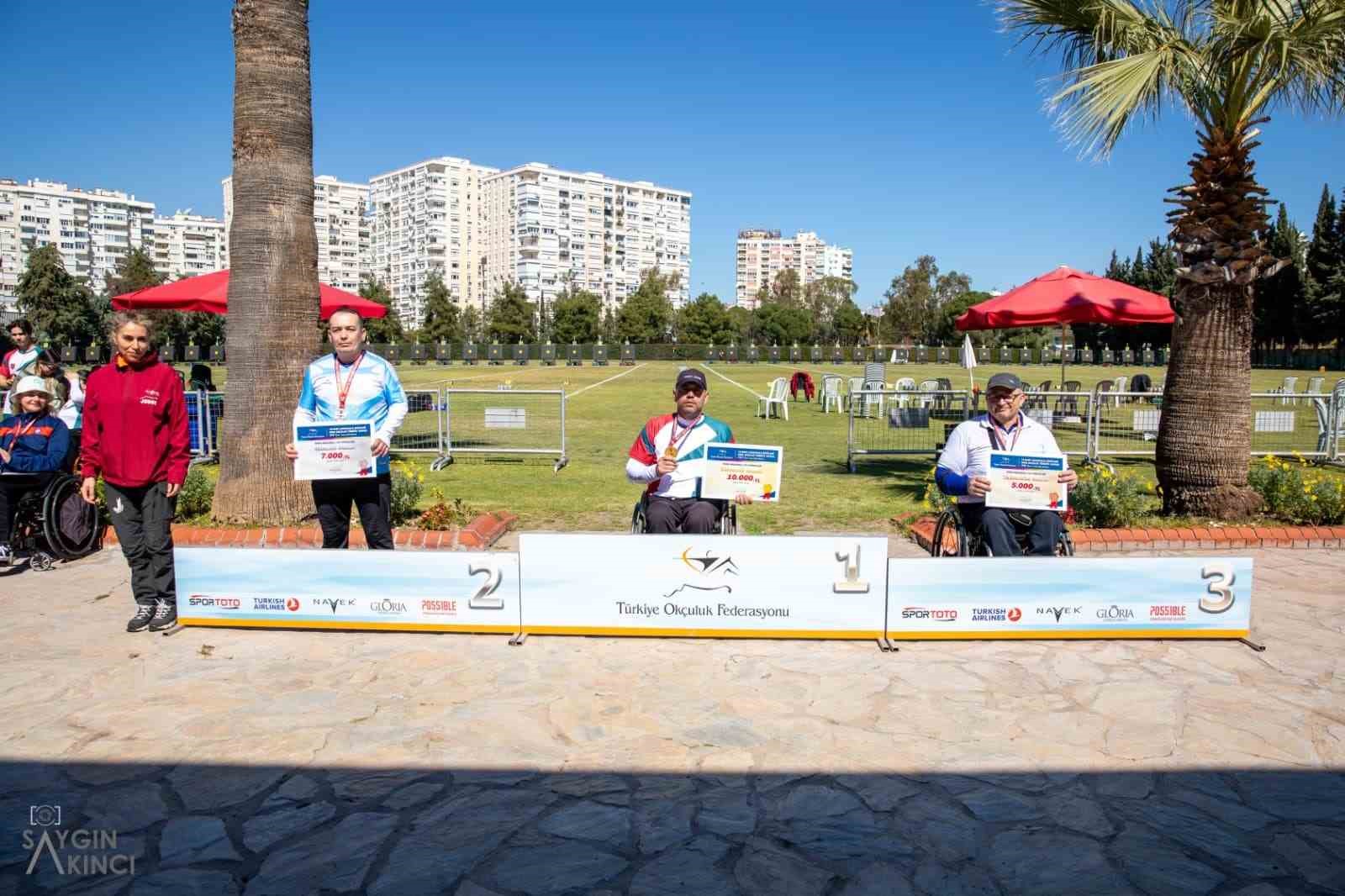 Denizlili Para Okçu Abdullah Yorulmaz Türkiye Şampiyonu oldu
