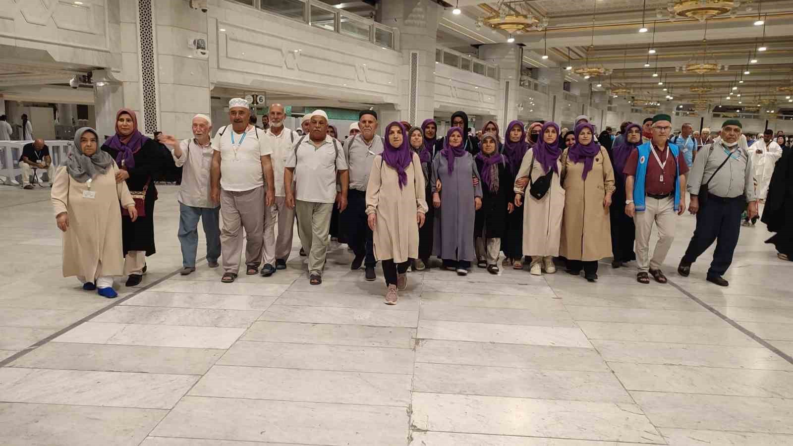 Denizlili umrecilerden Kâbe’de duygusal veda
