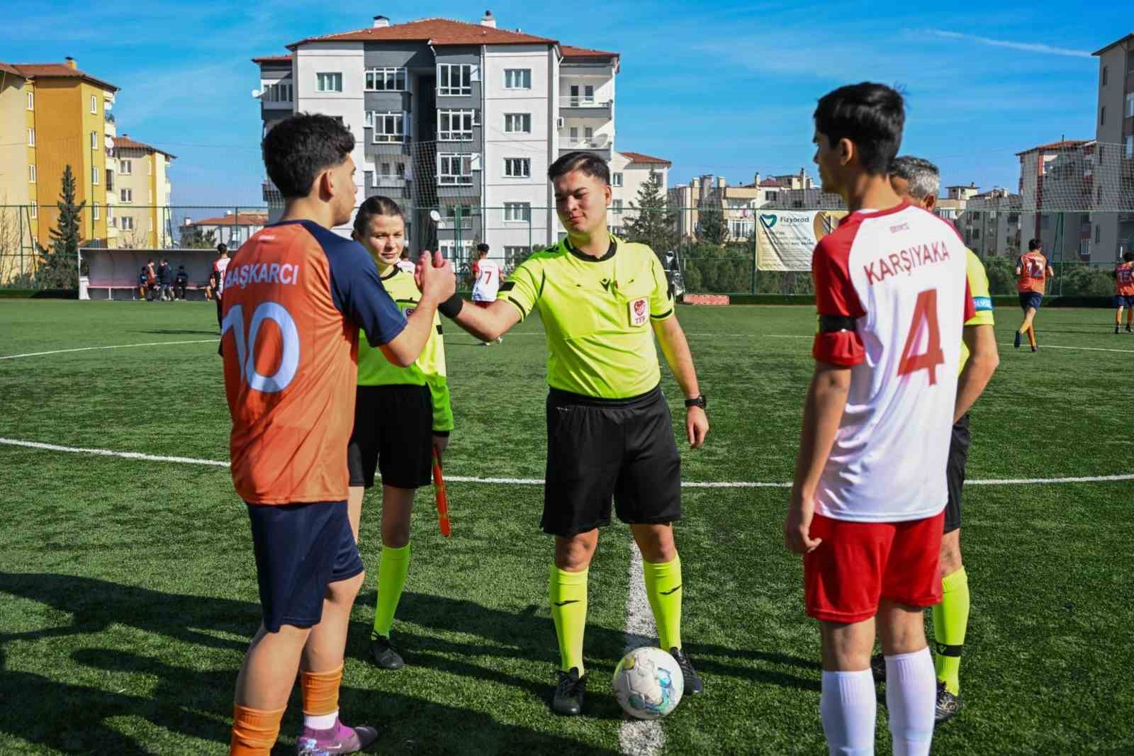 Denizli’nin Mahallemde Maç Var turnuvasında 4. sezon başladı
Denizli’nin Mahallemde Maç Var turnuvasında 4. sezon başladı