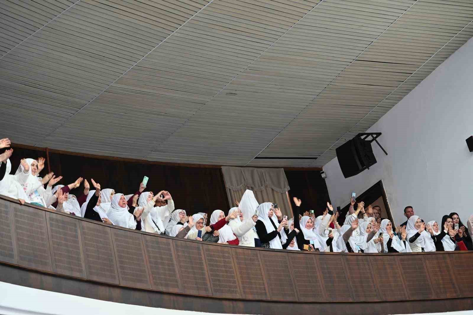 Deprem bölgesi için tarihi finansman modeli
