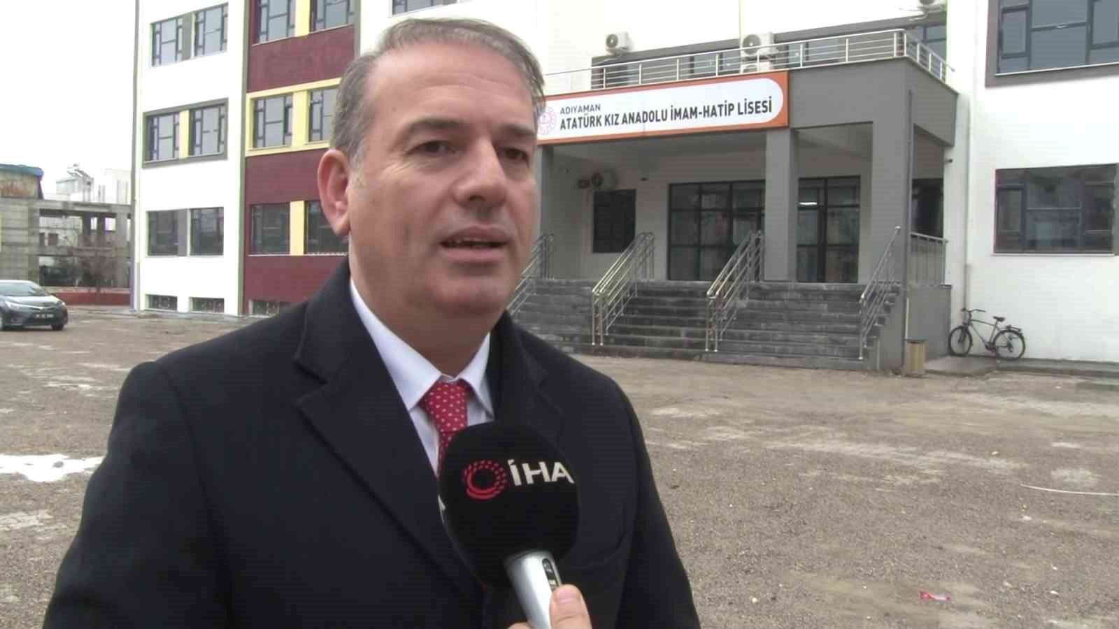 Deprem sonrası Adıyaman’da eğitim altyapısı güçlendi
Deprem sonrası Adıyaman’da eğitim altyapısı güçlendi