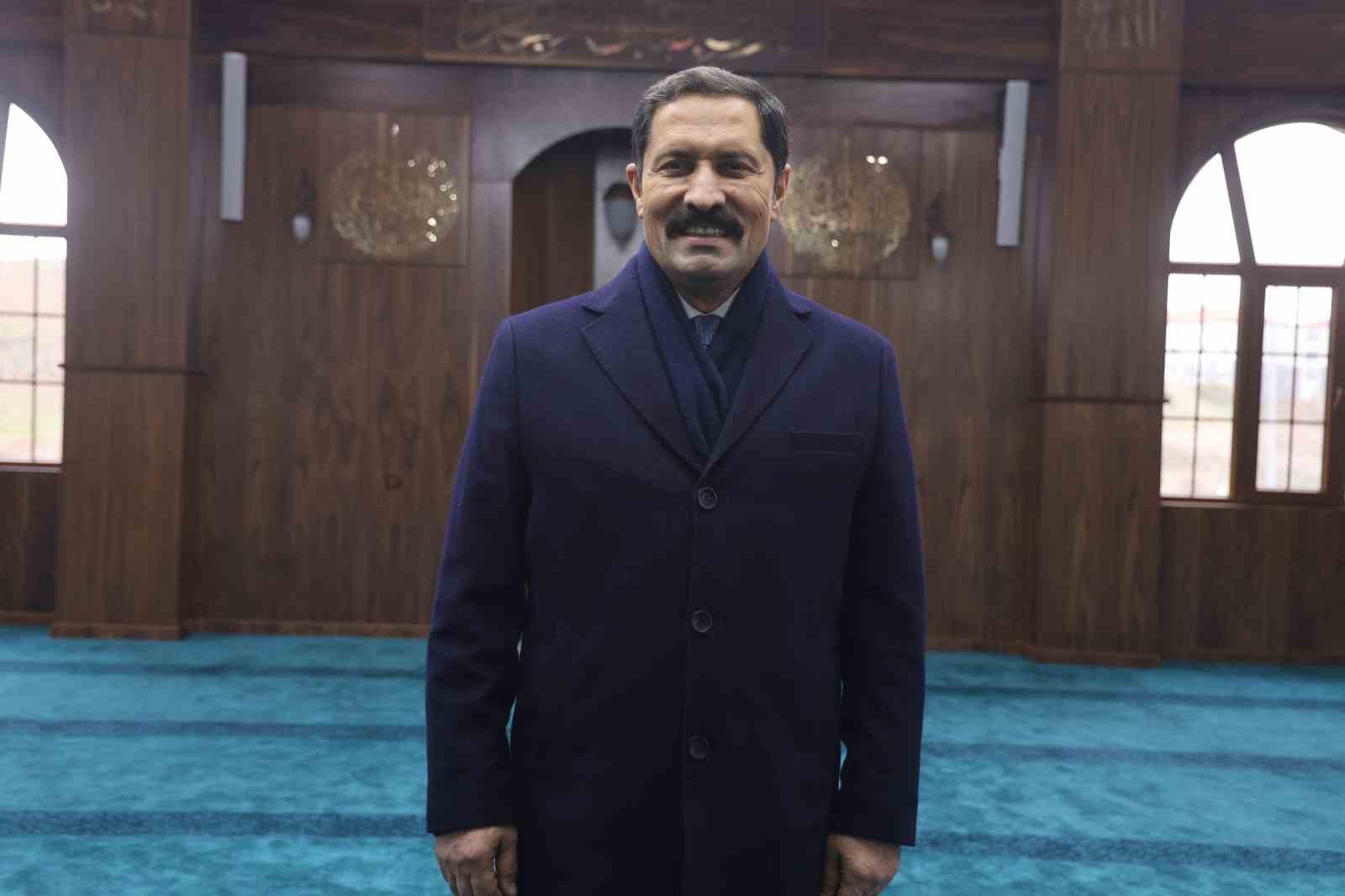 Deprem sonrası inşa edilen 118. cami olan ‘Gazze Şehitleri Camii’ ibadete açıldı
