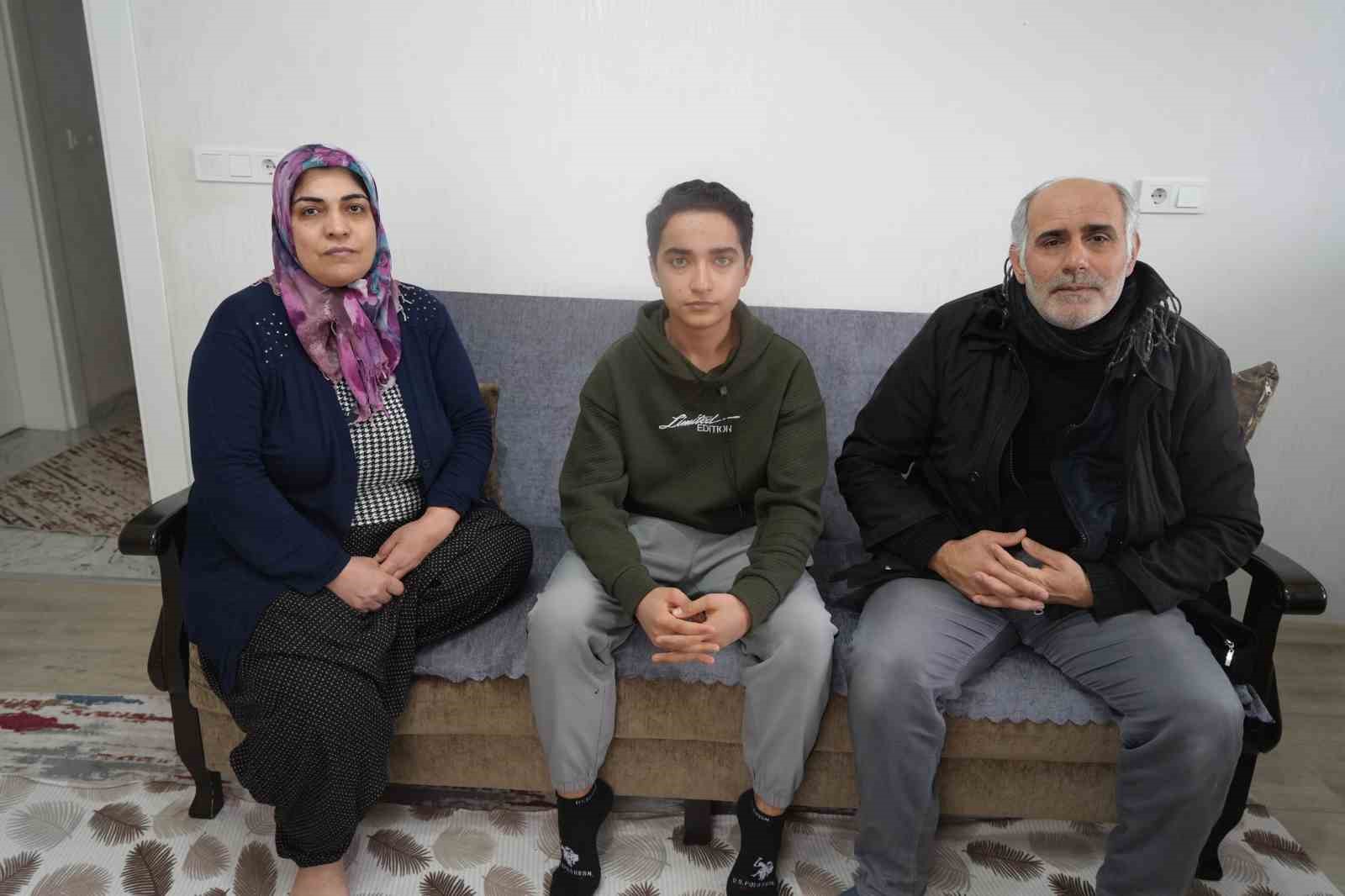 Depremde 6 kişilik aileden sadece o hayatta kaldı
