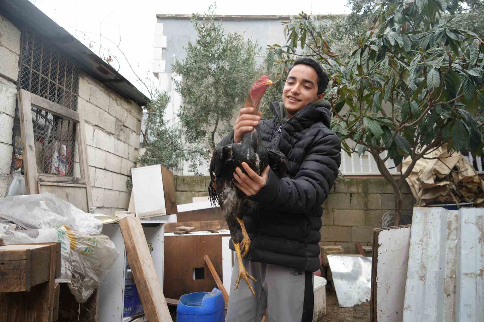 Depremde 6 kişilik aileden sadece o hayatta kaldı
