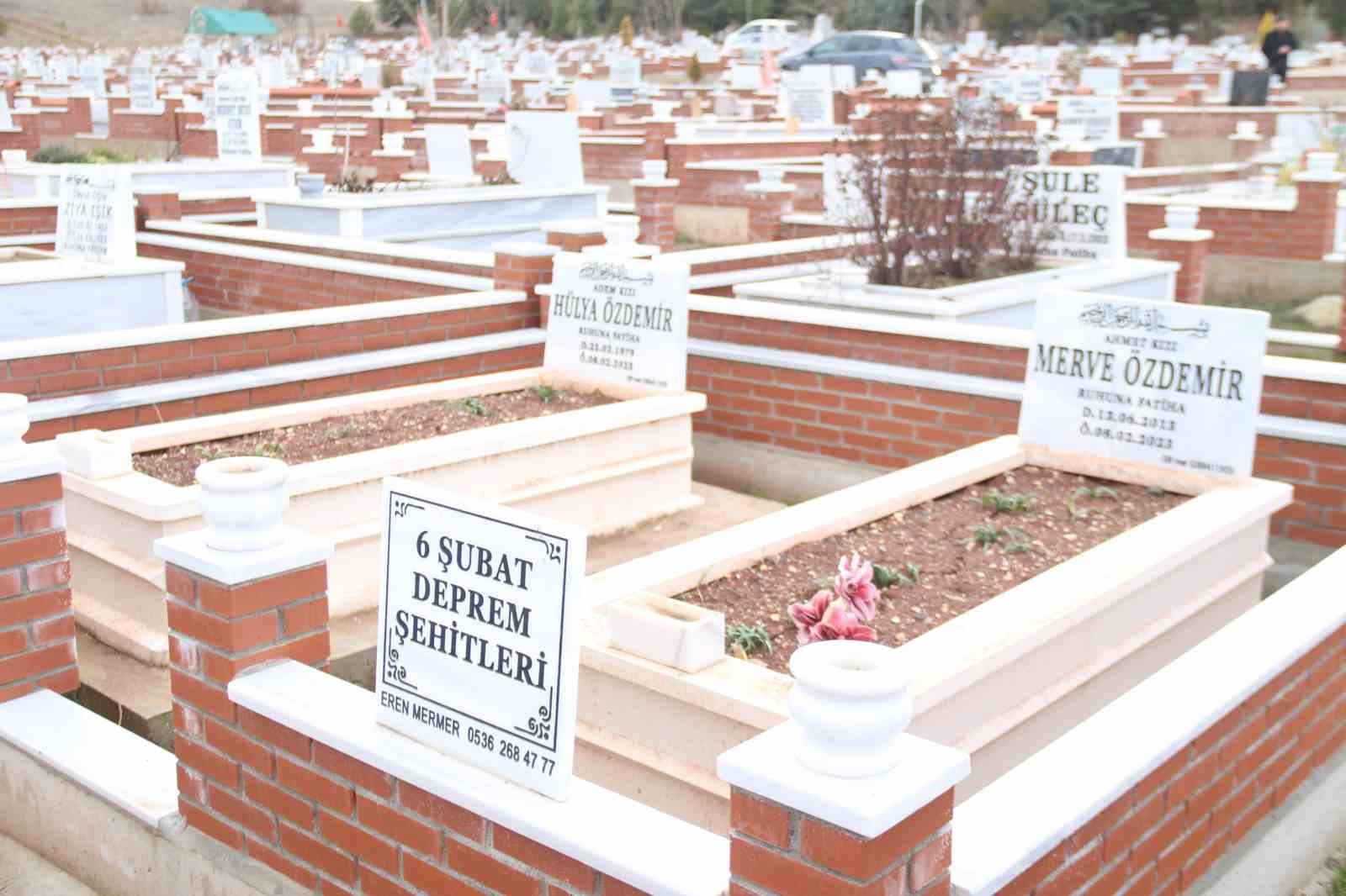 Depremde 9 aylık torununu, kızını, oğlunu ve damadını kaybeden baba: "Torunum yeni yürüyordu"
