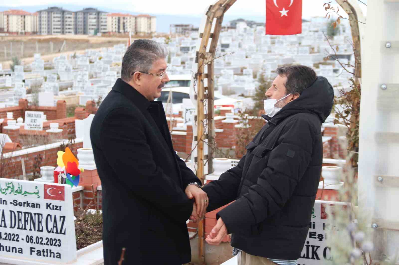 Depremde 9 aylık torununu, kızını, oğlunu ve damadını kaybeden baba: "Torunum yeni yürüyordu"
