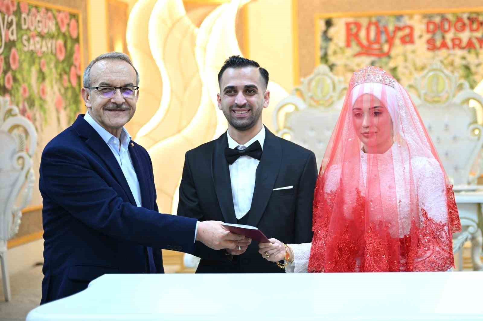 Depremde bacağını kaybeden genç, yaşadığı büyük acıların ardından yeni bir hayata adım attı
