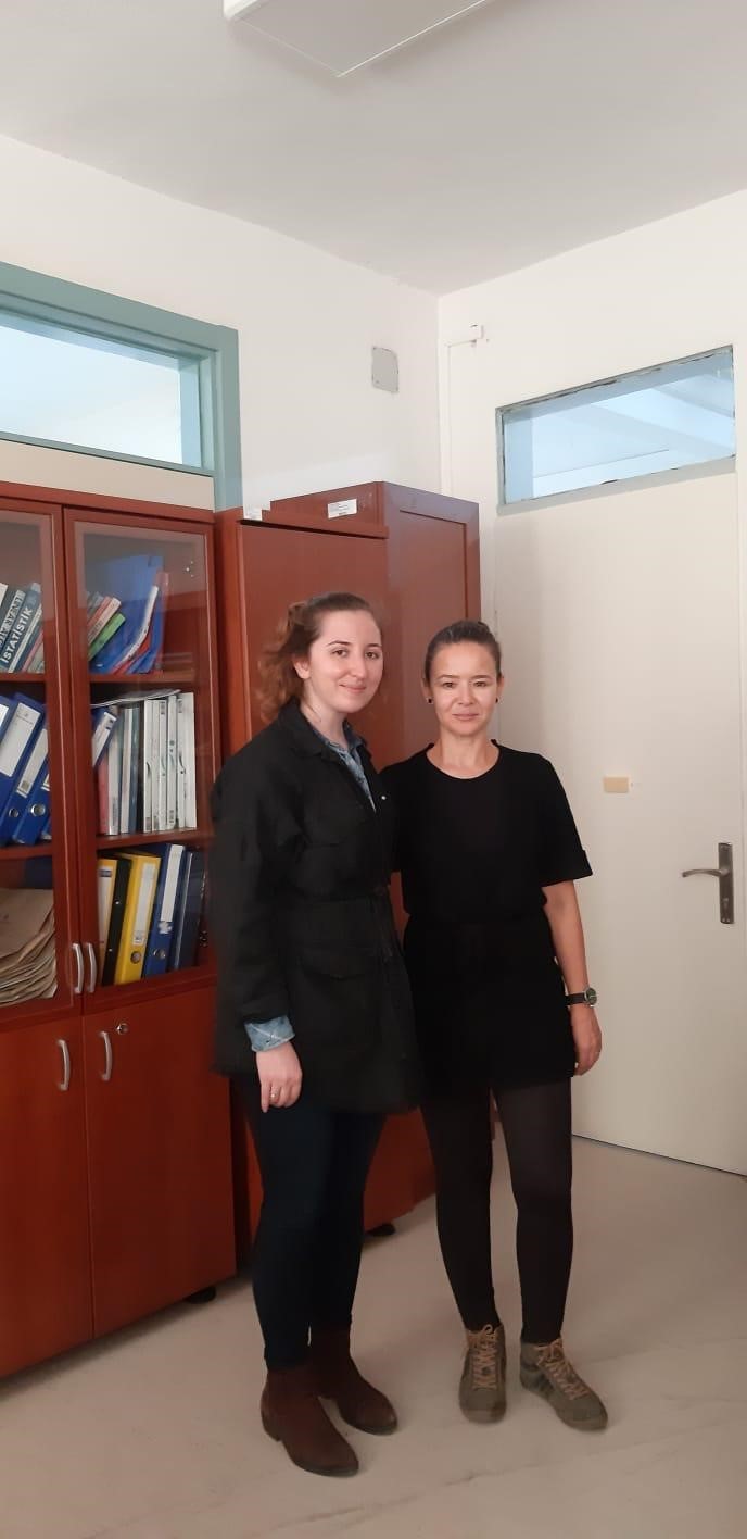 Depremde kaybettiği öğrencisinin yüksek lisans tezini yayınladı
Depremde kaybettiği öğrencisinin yüksek lisans tezini yayınladı