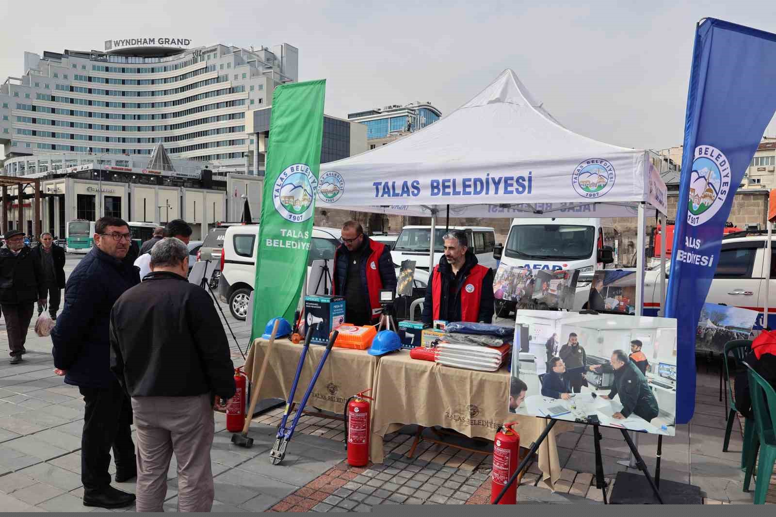 Depreme karşı bilinç Talas’tan meydana taşındı
