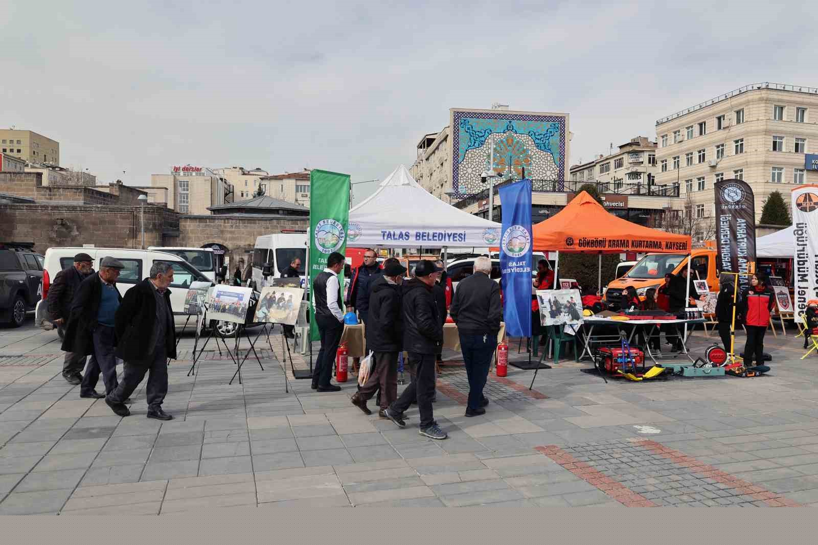 Depreme karşı bilinç Talas’tan meydana taşındı
