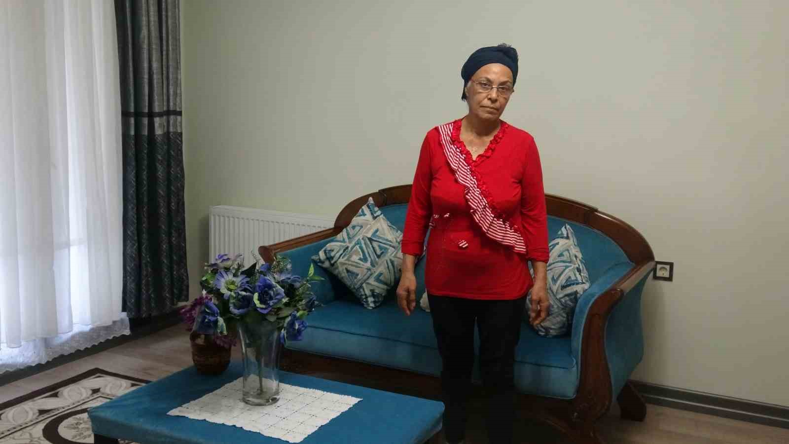 Depremin acı günlerini hatırlamak istemeyen kadından Cumhurbaşkanı Erdoğan’a teşekkür
