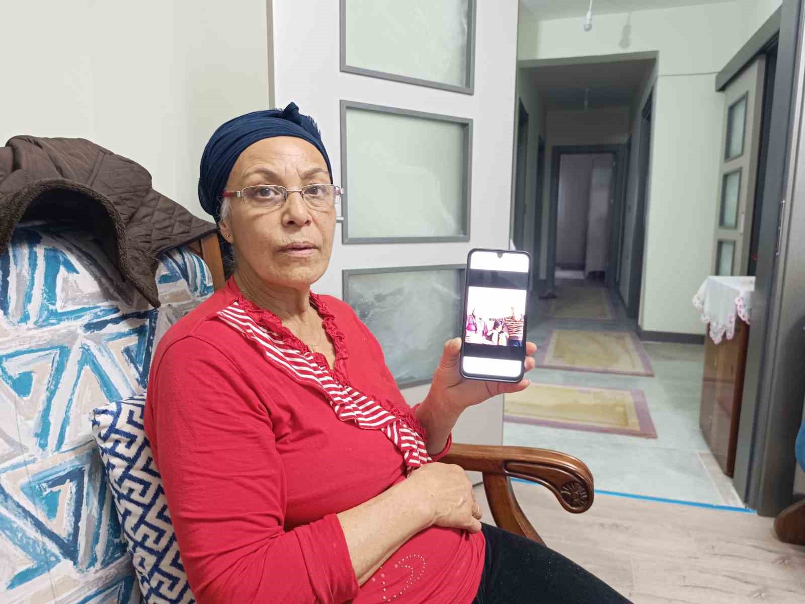 Depremin acı günlerini hatırlamak istemeyen kadından Cumhurbaşkanı Erdoğan’a teşekkür
