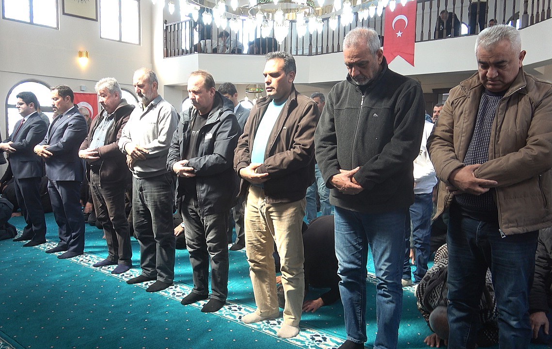 Depremin ardından inşa edilen 123. cami ibadete açıldı
