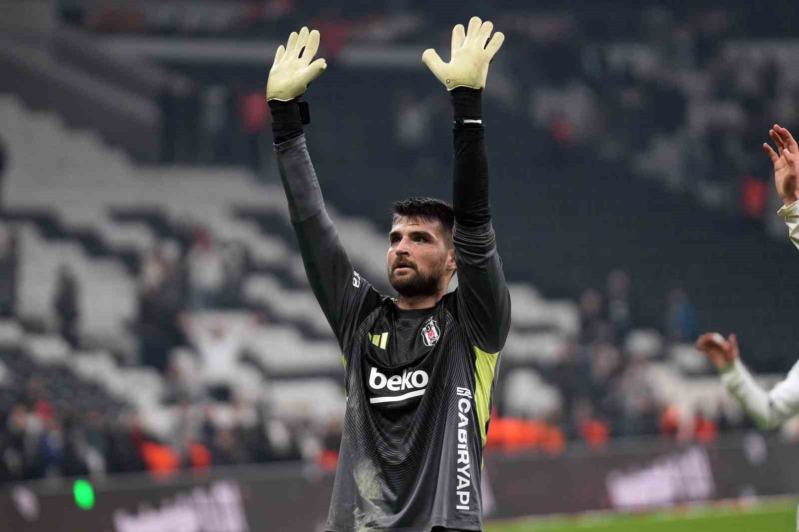 Derbide gözler kalecilerde
