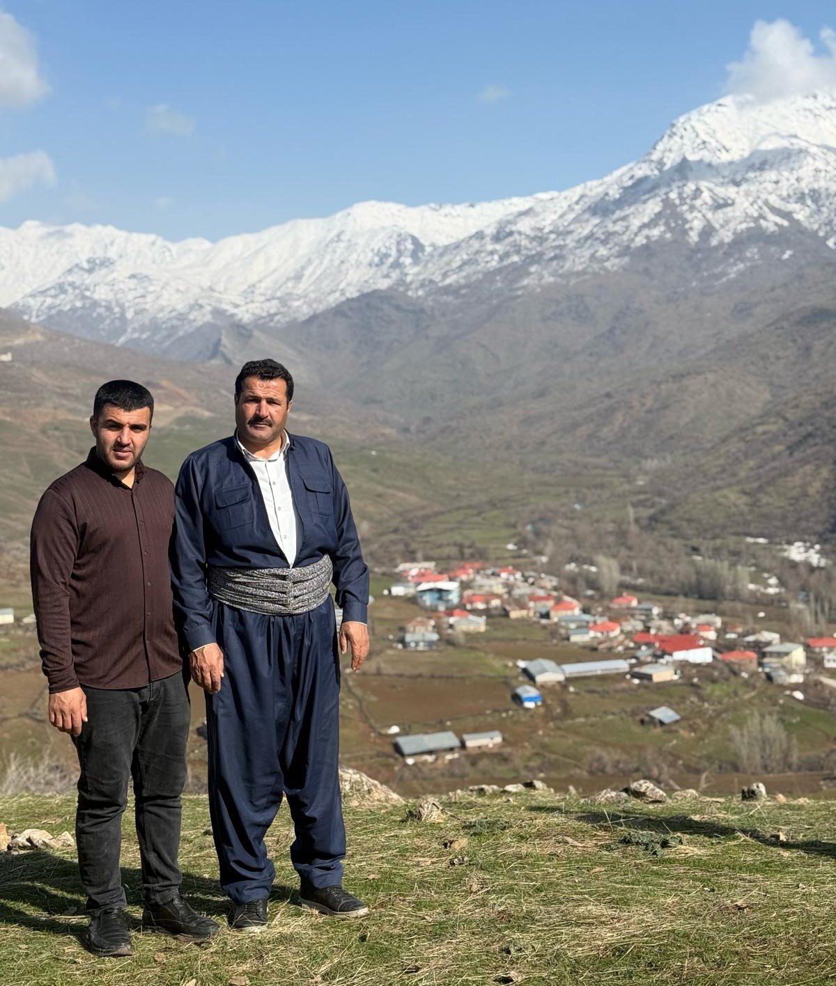 Derecik’te sıcak havayı gören vatandaşlar piknik alanlarına akın etti
