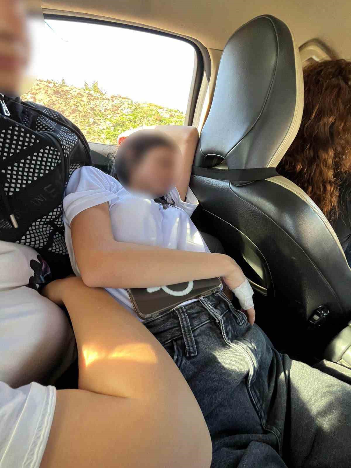 Ders saatinde öğrencileri evine götürüp temizlik yaptıran öğretmene soruşturma
