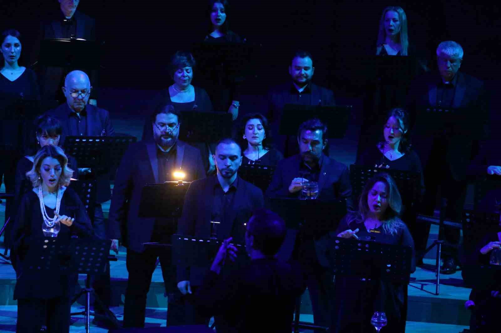 Devlet Çoksesli Korosu’ndan ‘Aurora’ Konseri

