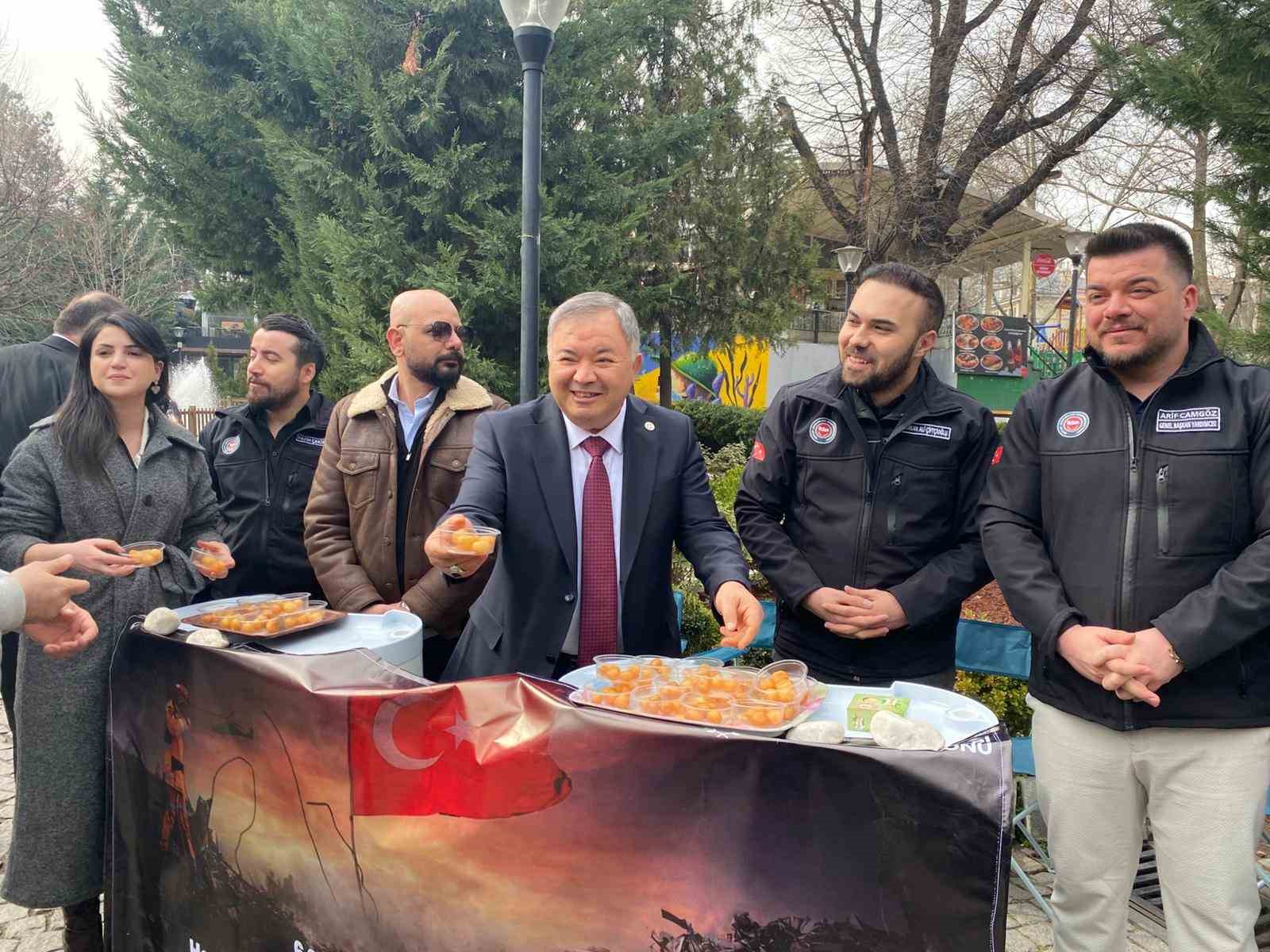 Devlet Memurları Konfederasyonu 6 Şubat depreminde hayatını kaybedenler için lokma hayrı yaptı
