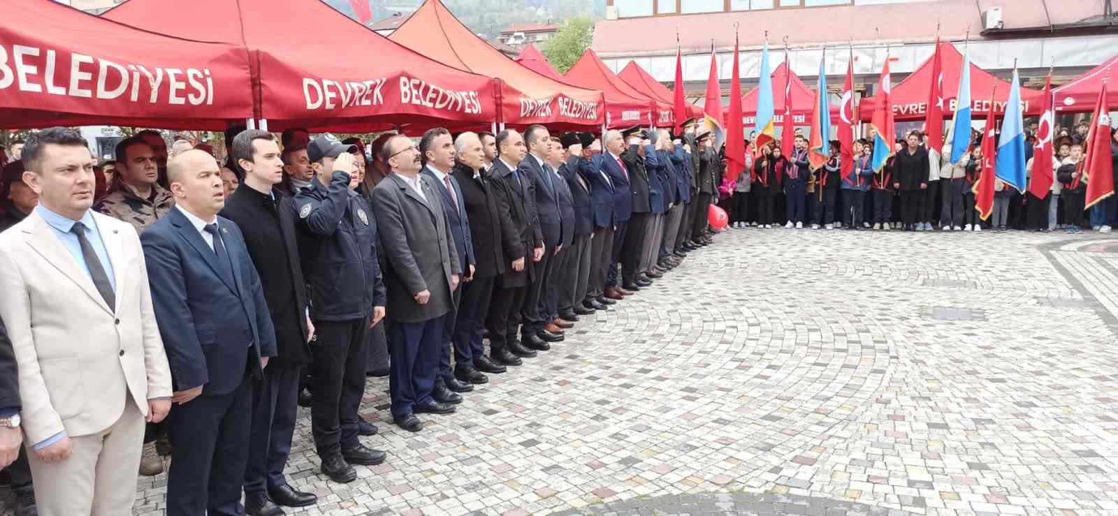 Devrek’te 23 Nisan Çocuk Bayramı sade bir törenle kutlandı
