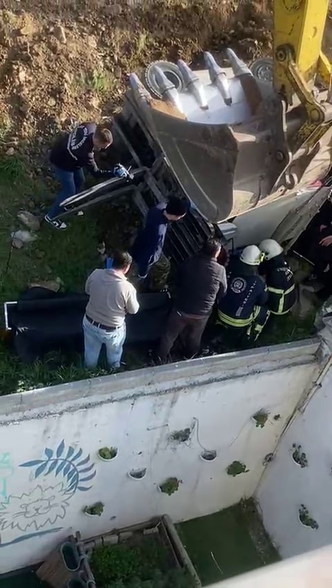 Devrilen forkliftin altında kalan belediye çalışanı hayatını kaybetti
