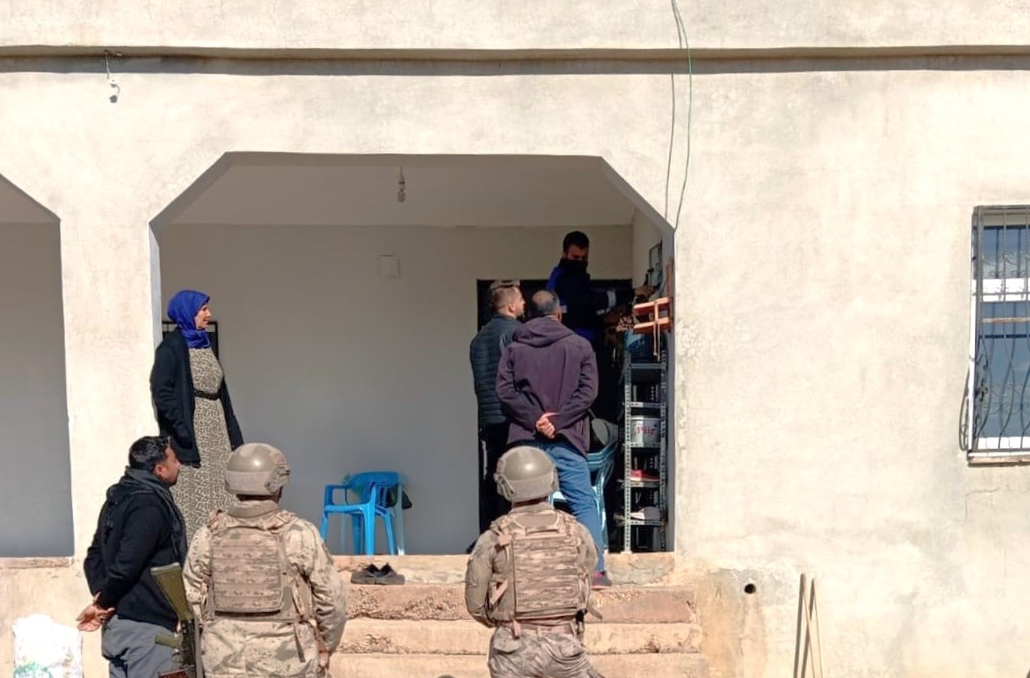 Dicle Elektrik denetimlerini aralıksız olarak sürdürüyor
Dicle Elektrik denetimlerini aralıksız olarak sürdürüyor