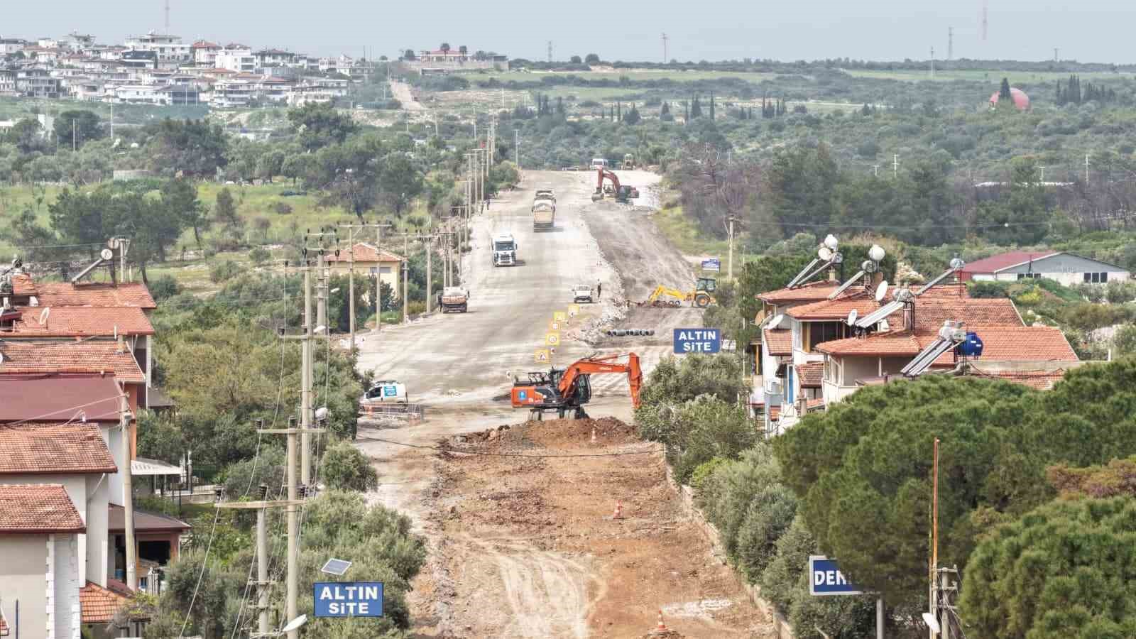 Didim Akbük’te yol yenileme çalışmaları başladı
