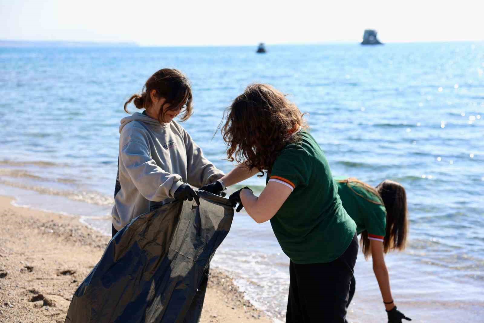 Didim Belediyesi çevre bilinci eğitimlerine destek oluyor
Didim Belediyesi çevre bilinci eğitimlerine destek oluyor
