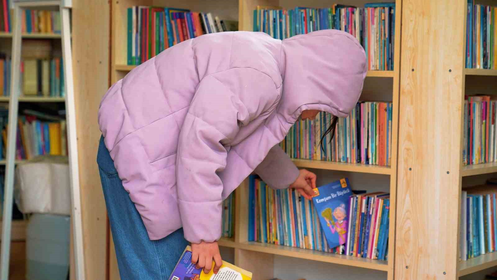 Didim Belediyesi Halk Kütüphanesi gençlerin buluşma merkezi oldu
