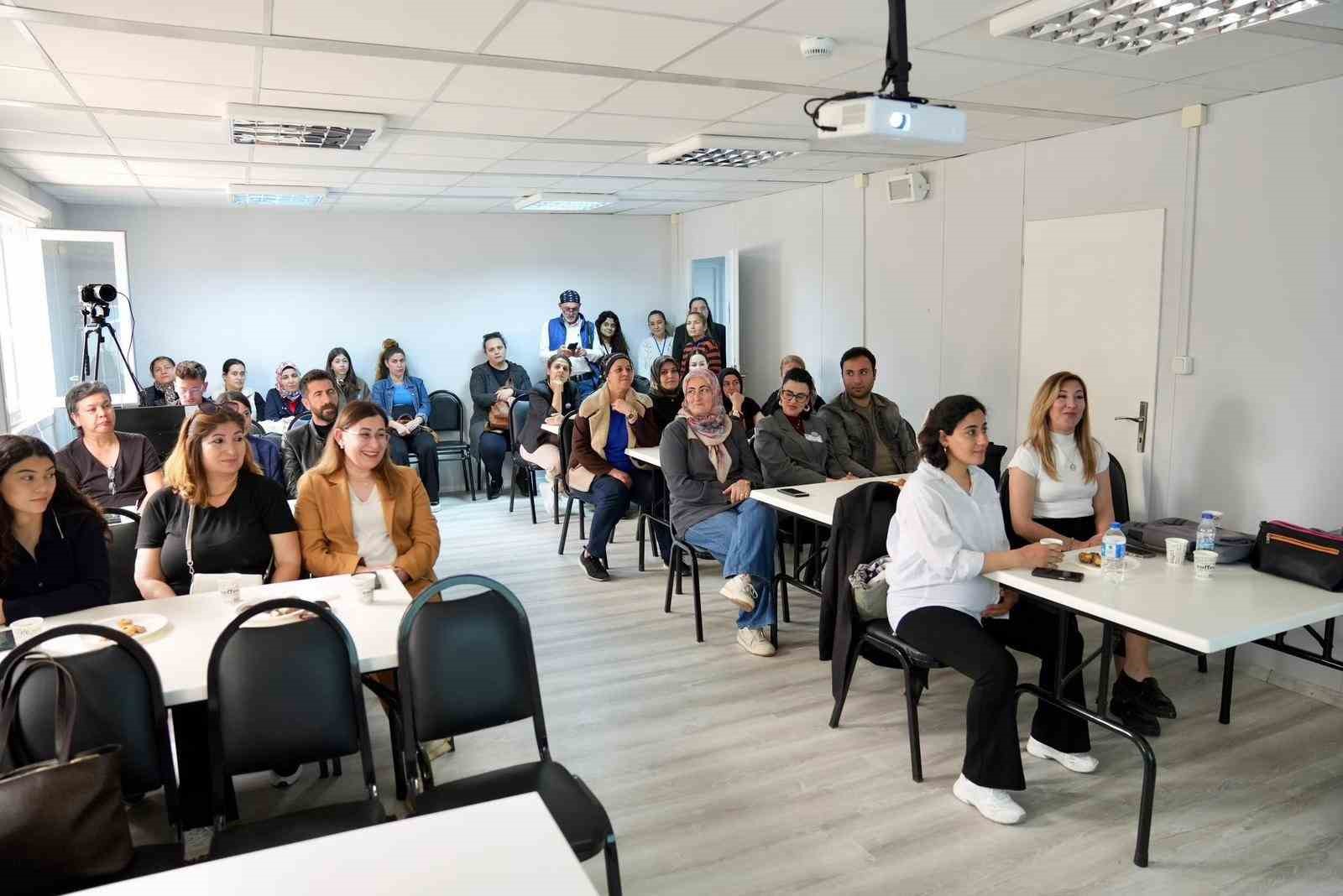 Didim Belediyesi’nden anne adaylarına kapsamlı eğitim
