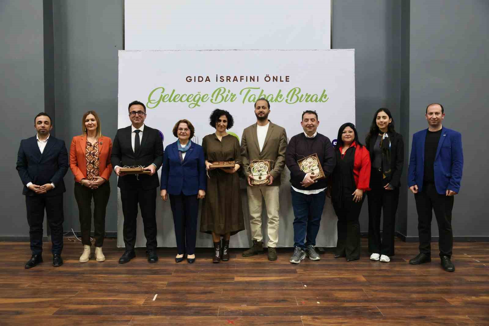 Didim Belediyesi’nden gıda israfı paneli: "Geleceğe bir tabak bırak"
