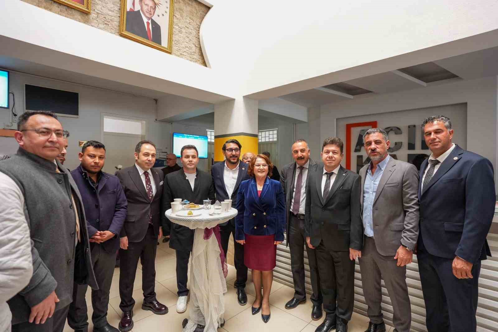 Didim protokolü bayramlaştı
