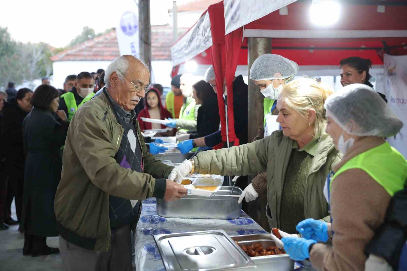 Didim’de vatandaşlar Ramazan şenliğinde bir araya geldi
